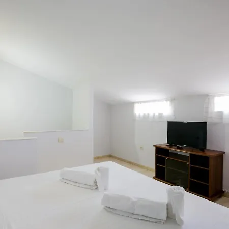 22 Beautiful Oasis 3 Bedrooms Duplex